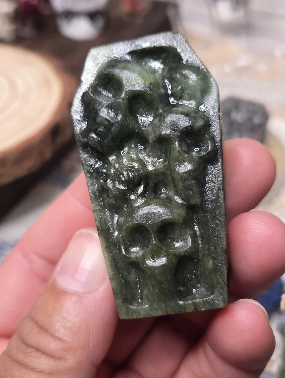 Jade Coffin With Skulls ( Good Luck ) 3.2 In